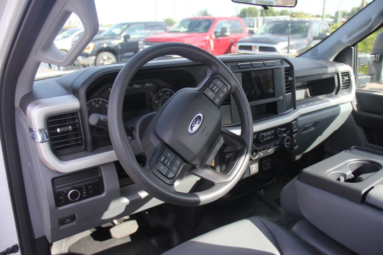 Certified 2024 Ford F250 XL image 17