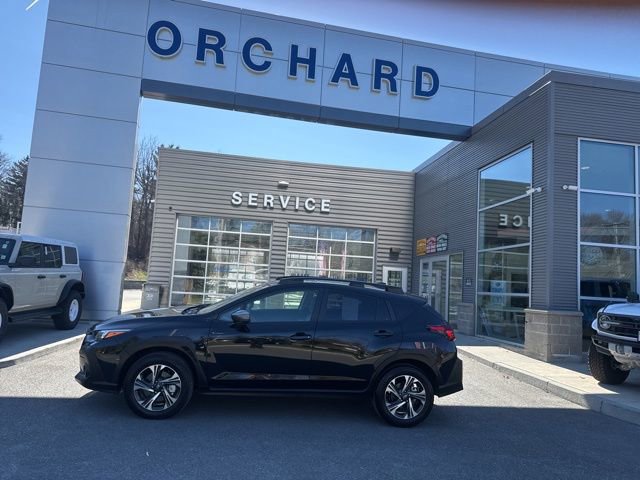 Used 2024 Subaru Crosstrek 2.0i Premium AWD/4WD image 2