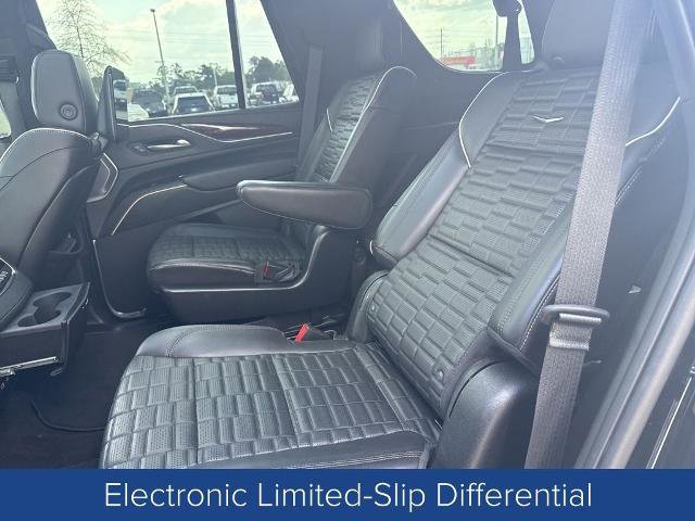 Used 2023 Cadillac Escalade Premium Luxury Platinum image 28
