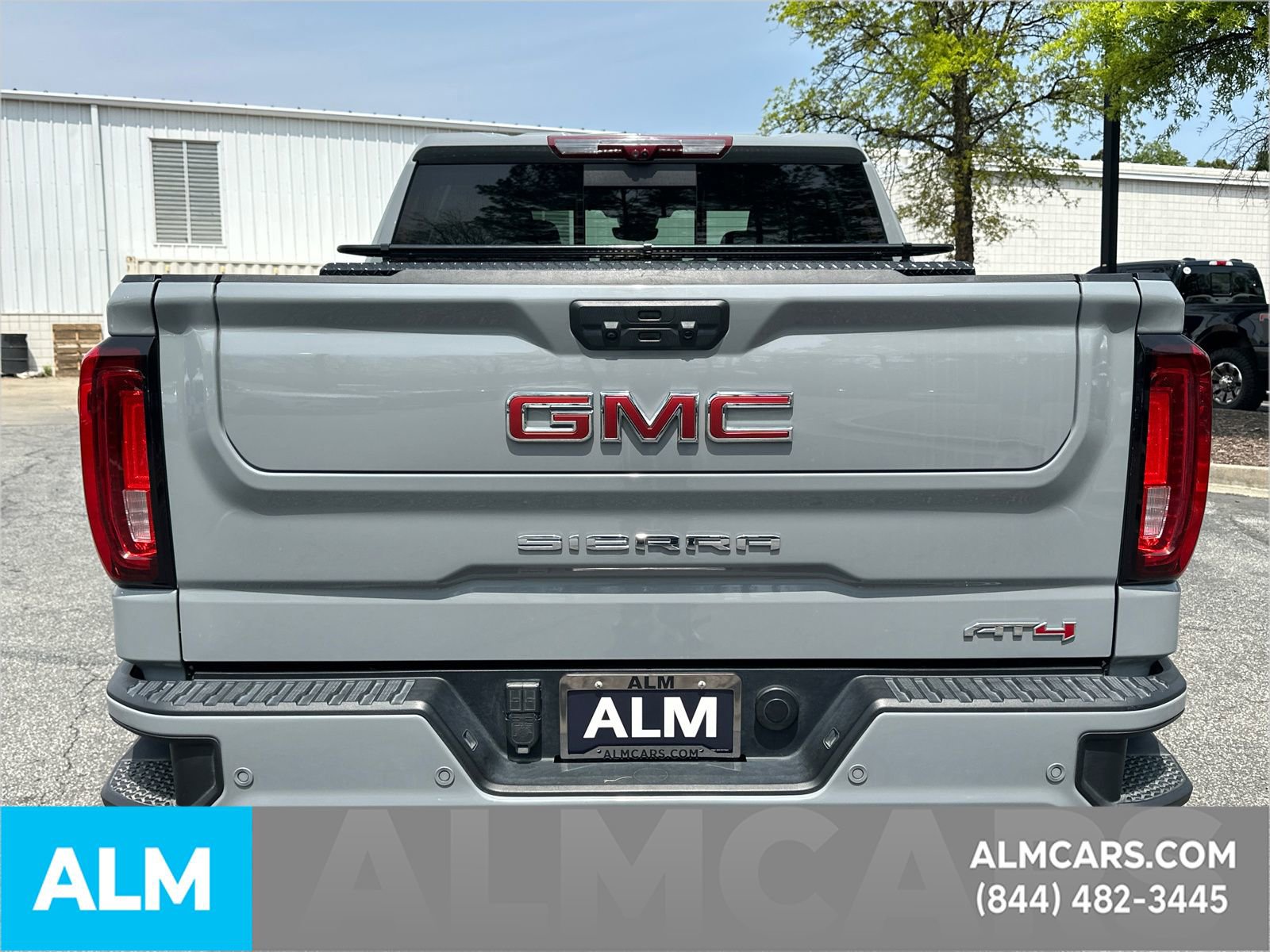 Used 2025 GMC Sierra 1500 AT4 w/ AT4 Premium Package AWD/4WD image 34