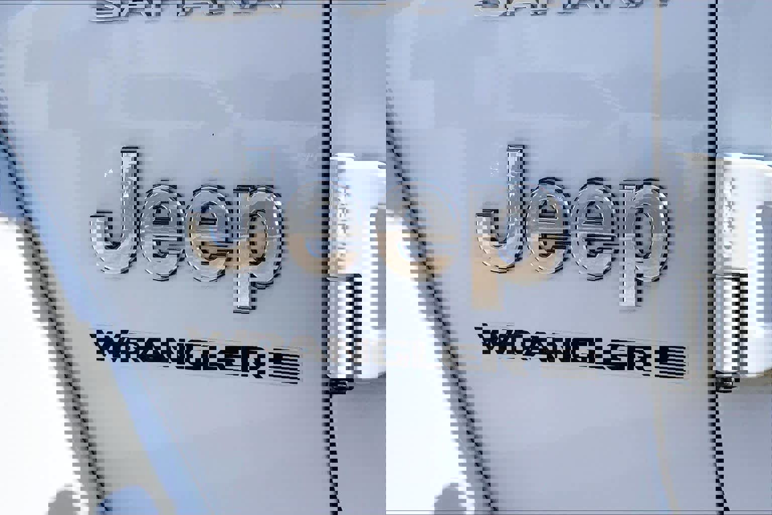 Used 2023 Jeep Wrangler Sahara image 9