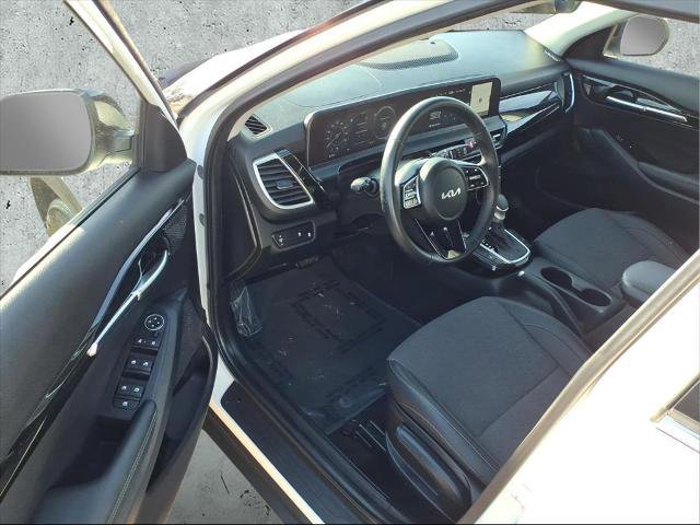 Used 2024 Kia Seltos S image 13