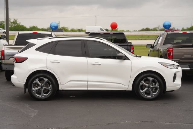 Certified 2023 Ford Escape ST-Line w/ Tech Pack #1 FWD image 5