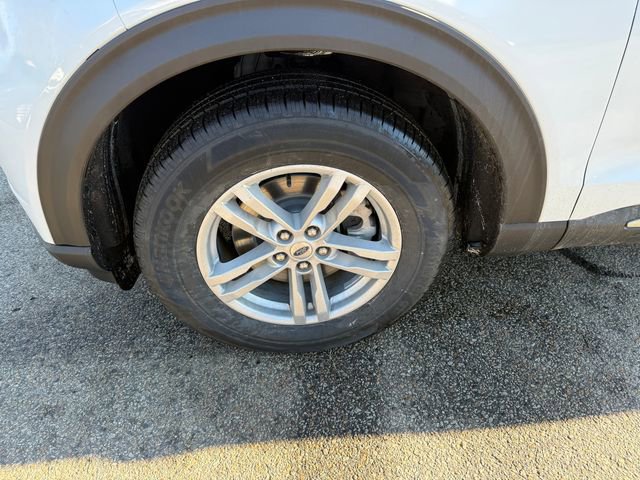 Certified 2022 Ford Explorer XLT w/ Equipment Group 202A image 31