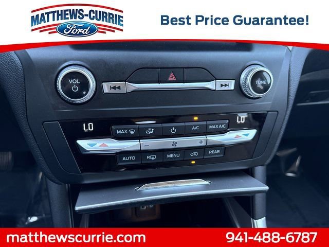 Certified 2020 Ford Explorer XLT w/ Equipment Group 202A image 21