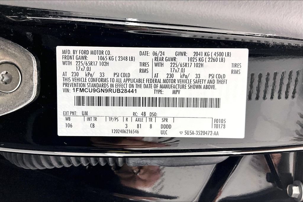 Certified 2024 Ford Escape Active AWD/4WD image 35