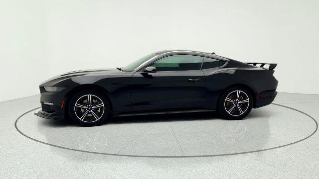 Certified 2024 Ford Mustang Coupe RWD image 4
