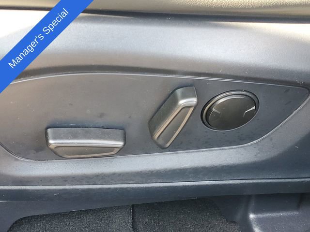 Certified 2025 Ford Explorer Active w/ Active Comfort Package AWD/4WD image 13