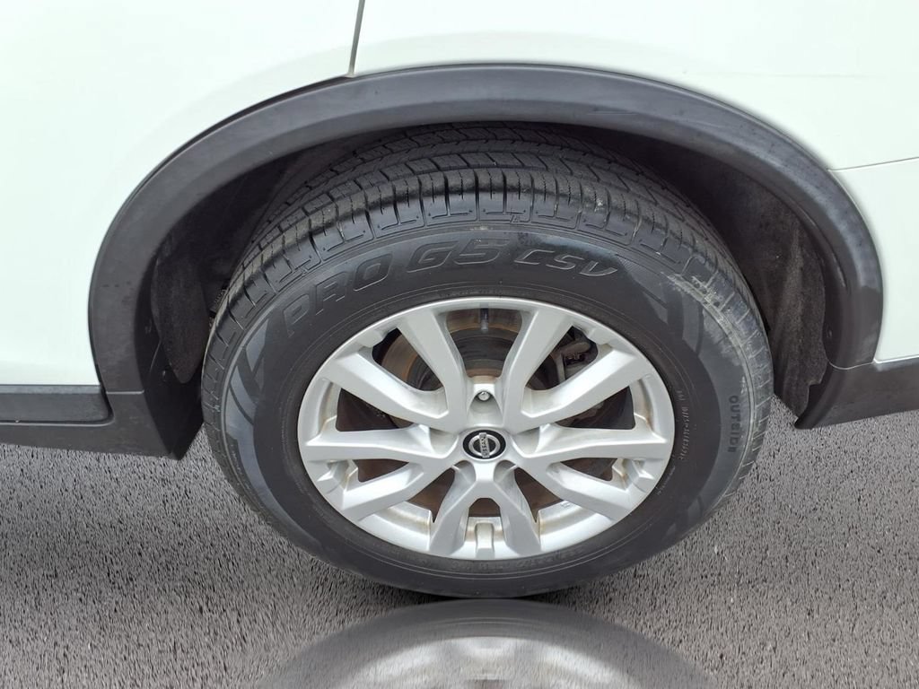 Used 2019 Nissan Rogue SV FWD image 31