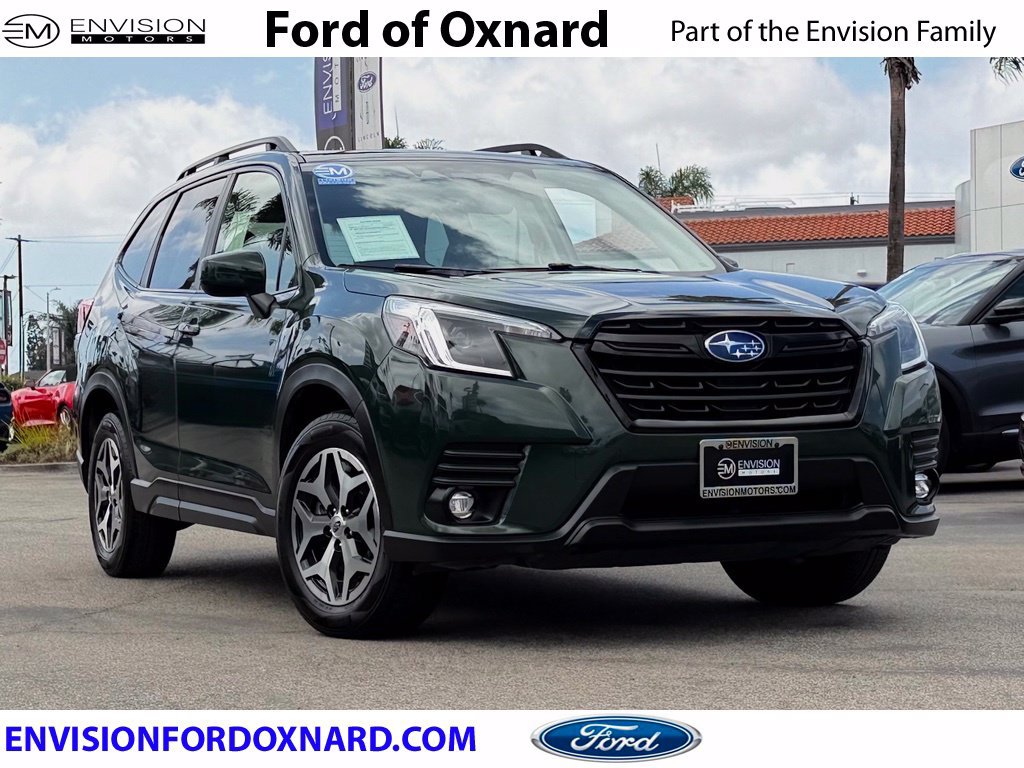 Used 2024 Subaru Forester Premium AWD/4WD image 1