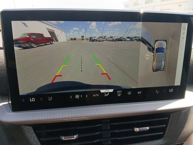 Certified 2026 Ford Explorer Platinum RWD image 24