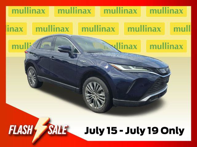 Used 2021 Toyota Venza XLE w/ Carpet Mat Package (TMS) AWD/4WD image 1