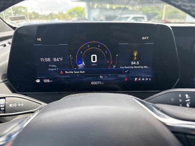 Used 2025 Chevrolet Traverse LT FWD image 13
