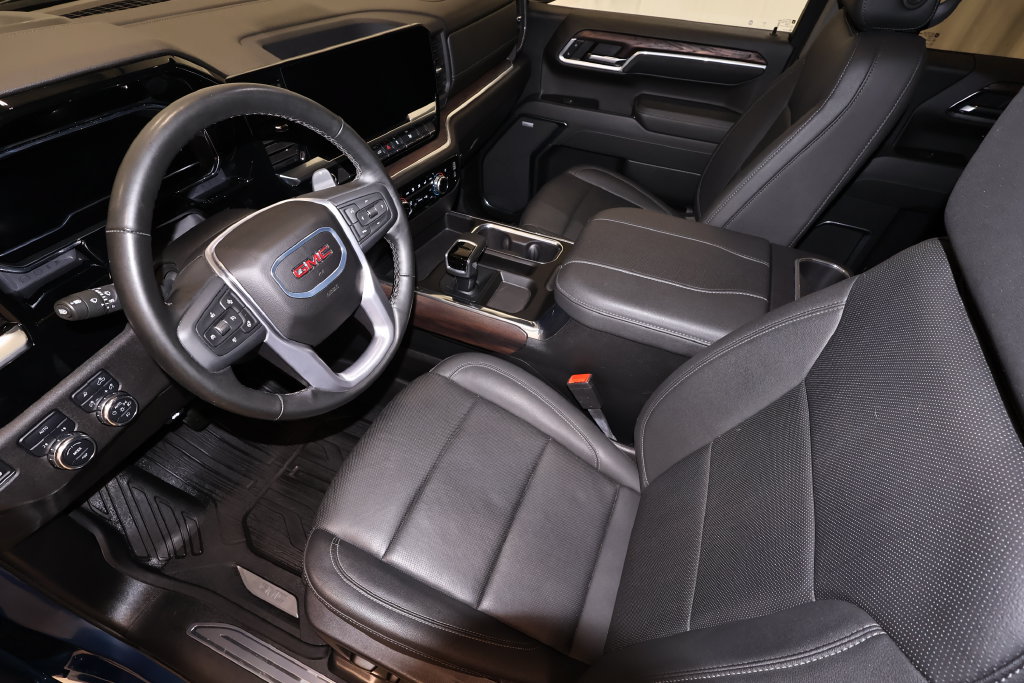 Used 2024 GMC Sierra 1500 SLT w/ SLT Premium Package AWD/4WD image 36
