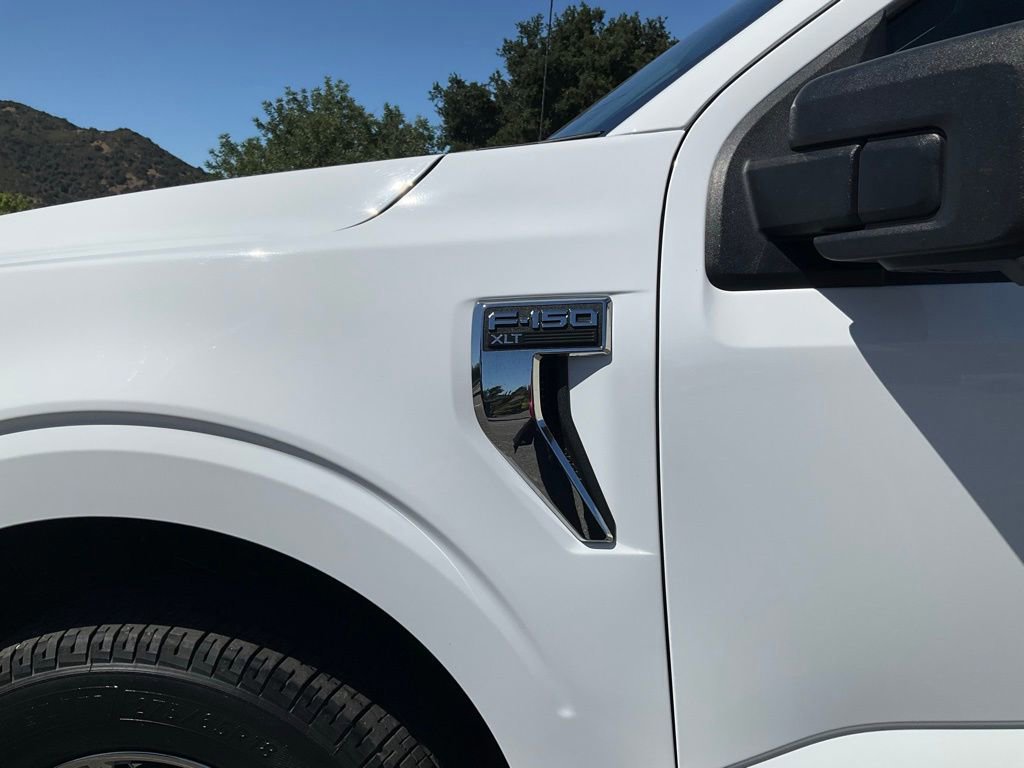 Certified 2022 Ford F150 XLT w/ Equipment Group 302A High image 33