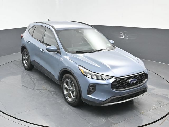 Certified 2025 Ford Escape ST-Line Select AWD/4WD image 16