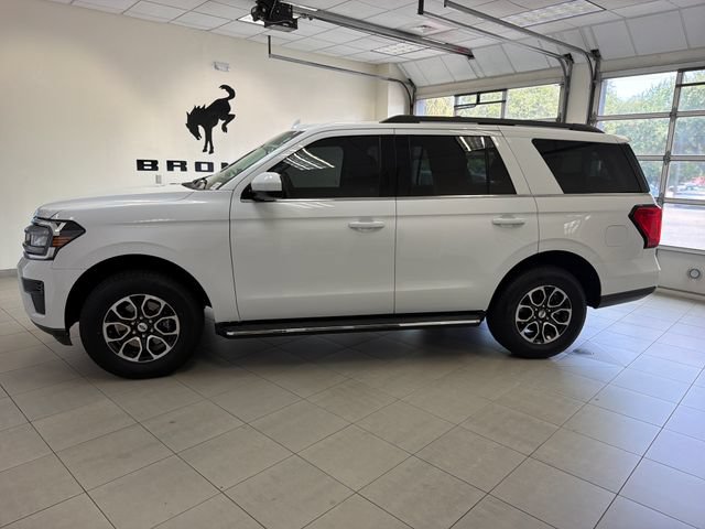 Certified 2022 Ford Expedition XLT AWD/4WD image 4