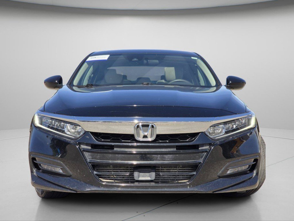 Used 2018 Honda Accord EX image 3