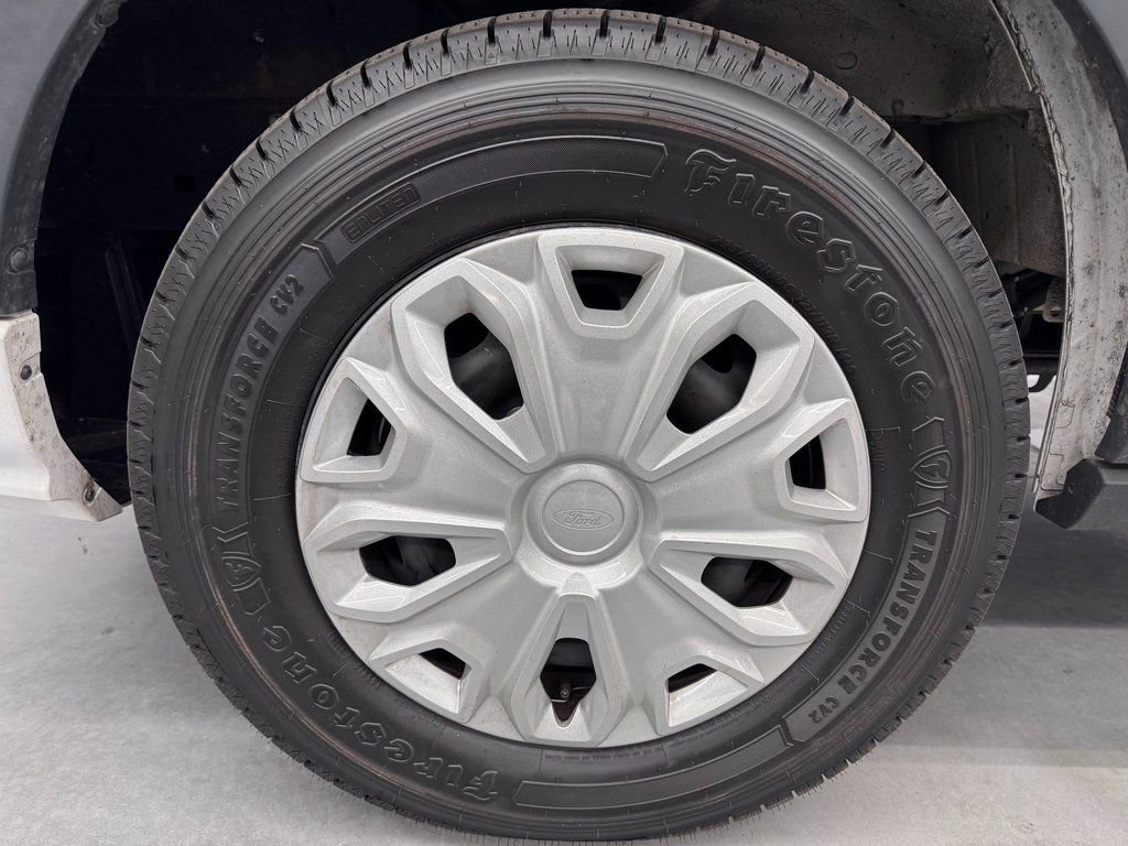 Certified 2022 Ford Transit 350 XLT RWD image 9