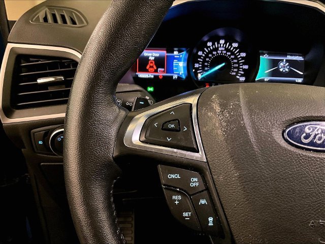 Certified 2020 Ford Edge SEL w/ Convenience Package AWD/4WD image 17