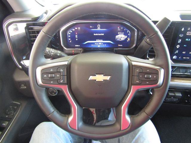 Used 2026 Chevrolet Silverado 1500 LT AWD/4WD image 24