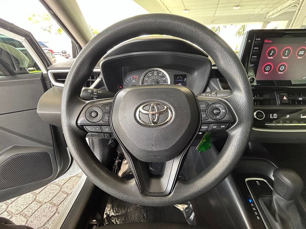 Used 2022 Toyota Corolla LE FWD image 15