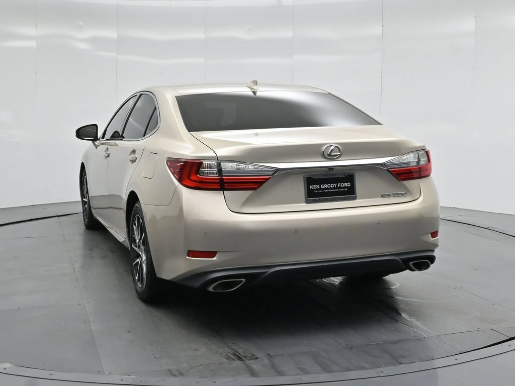 Used 2017 Lexus ES 350 w/ Navigation System Package FWD image 30