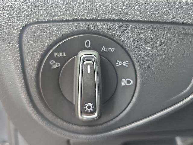 Used 2022 Volkswagen Atlas SEL R-Line AWD/4WD image 26