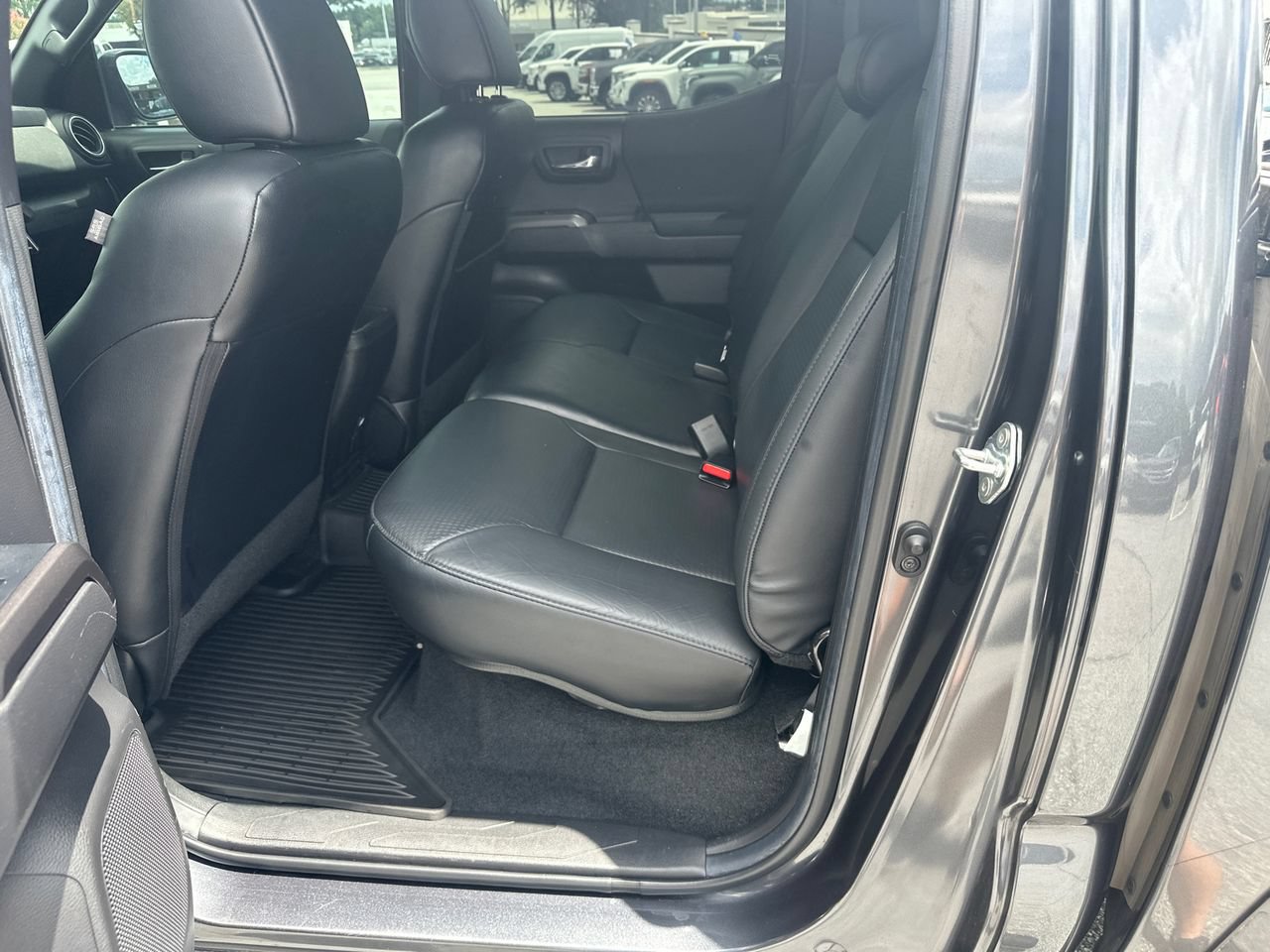 Used 2022 Toyota Tacoma TRD Sport w/ TRD Premium Sport Package RWD image 22