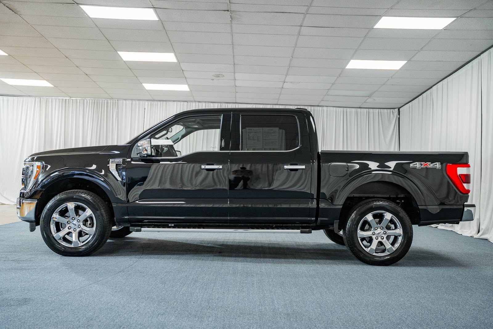 Certified 2022 Ford F150 Lariat w/ Equipment Group 502A High image 5