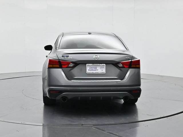 Used 2022 Nissan Altima 2.5 SR FWD image 8