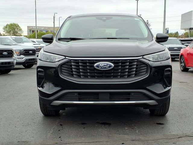 Certified 2024 Ford Escape Active AWD/4WD image 2