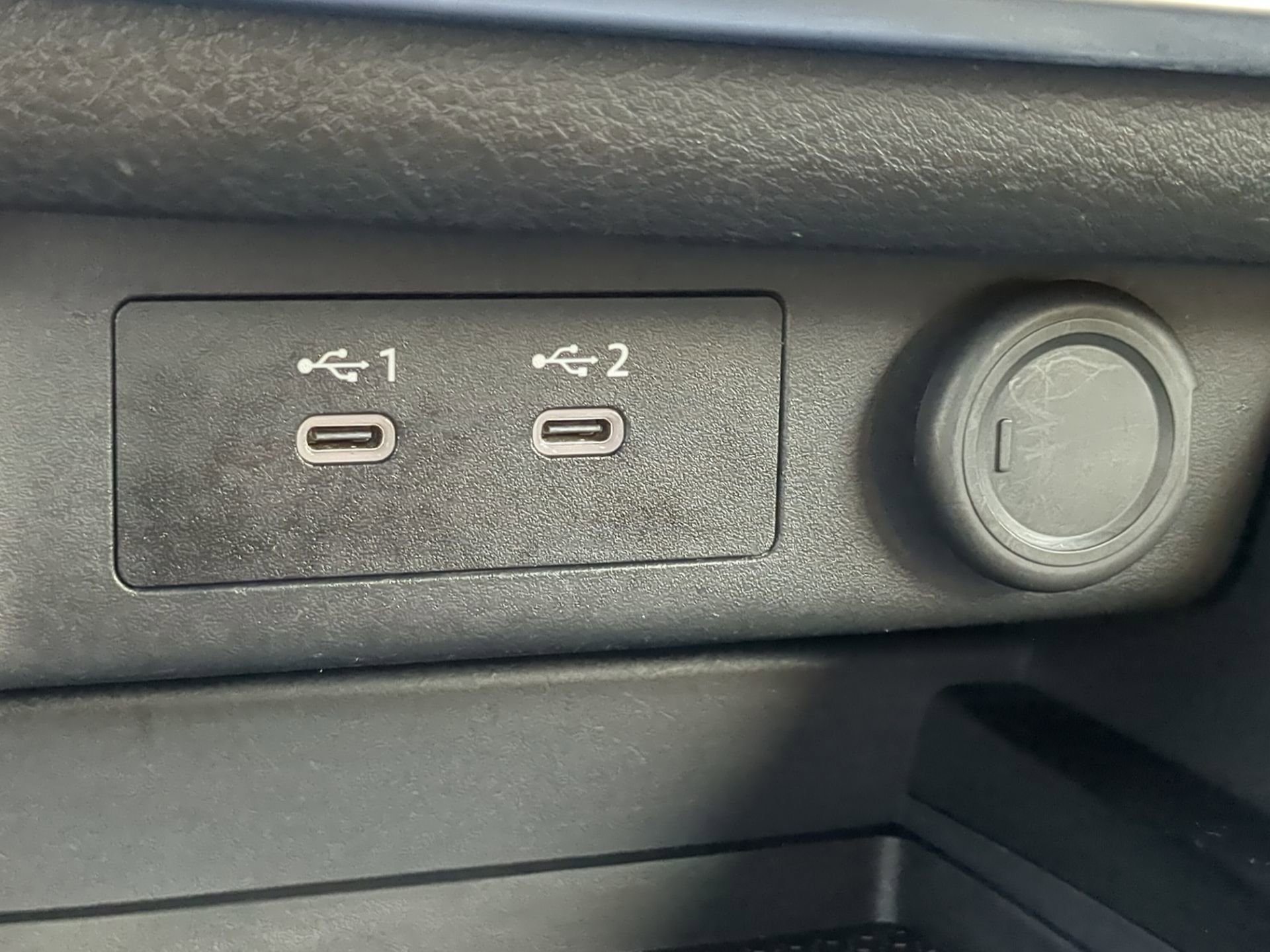 Used 2024 Nissan Rogue S FWD image 58