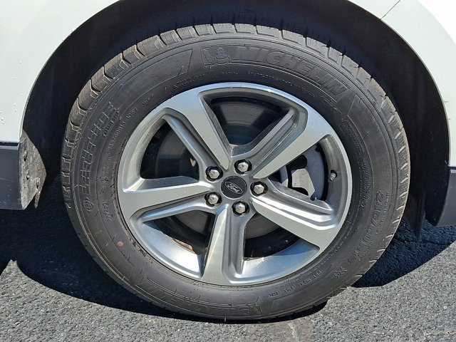 Certified 2024 Ford Edge SEL w/ Convenience Package AWD/4WD image 8