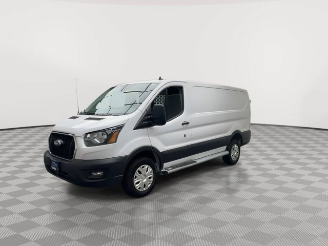Certified 2025 Ford Transit 250 Low Roof w/ Exterior Upgrade Package RWD image 24