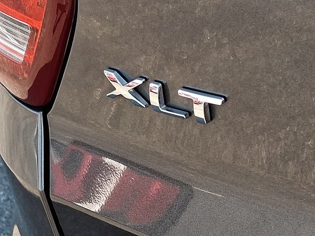 Certified 2018 Ford Explorer XLT w/ Equipment Group 202A AWD/4WD image 36