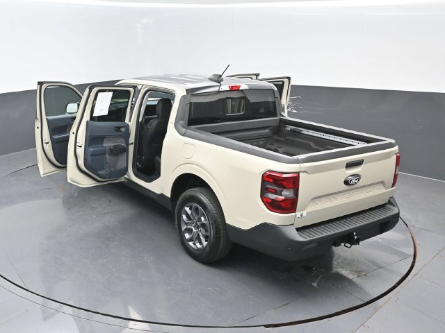 Certified 2025 Ford Maverick Lariat w/ Black Appearance Package AWD/4WD image 23