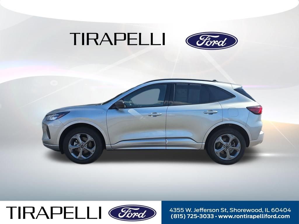 Certified 2024 Ford Escape ST-Line w/ Tech Pack #1 AWD/4WD image 4