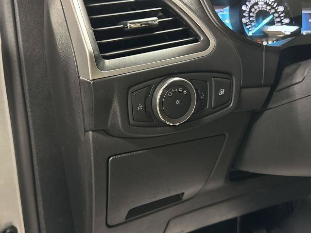 Certified 2024 Ford Edge SE w/ Black Appearance Package AWD/4WD image 16