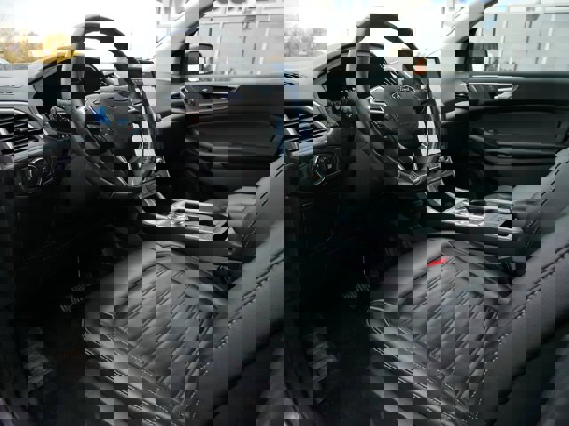 Certified 2022 Ford Edge SEL w/ Convenience Package image 12