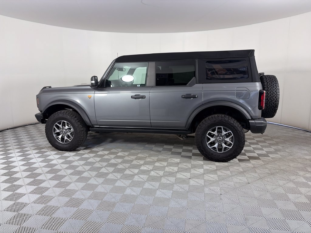 Certified 2024 Ford Bronco Badlands AWD/4WD image 4
