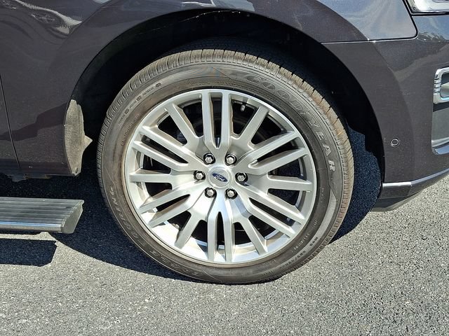 Certified 2024 Ford Expedition Max Platinum AWD/4WD image 8
