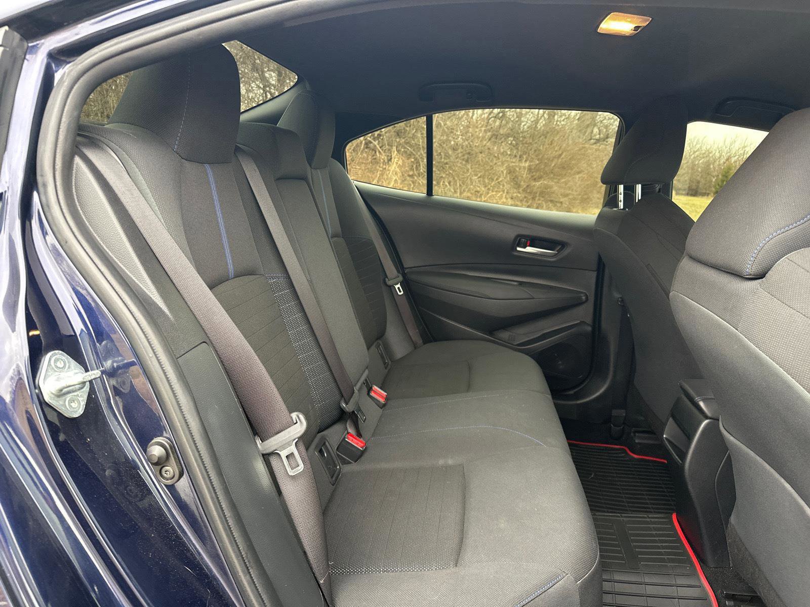 Used 2021 Toyota Corolla SE w/ Carpet Mat Package (TMS) image 20