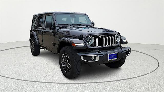 Used 2025 Jeep Wrangler Unlimited Sahara image 1