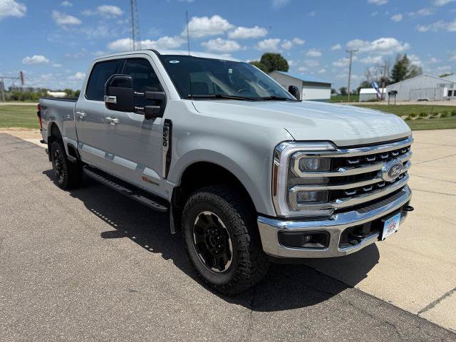 Certified 2025 Ford F250 Lariat w/ Tremor Off-Road Package AWD/4WD image 9