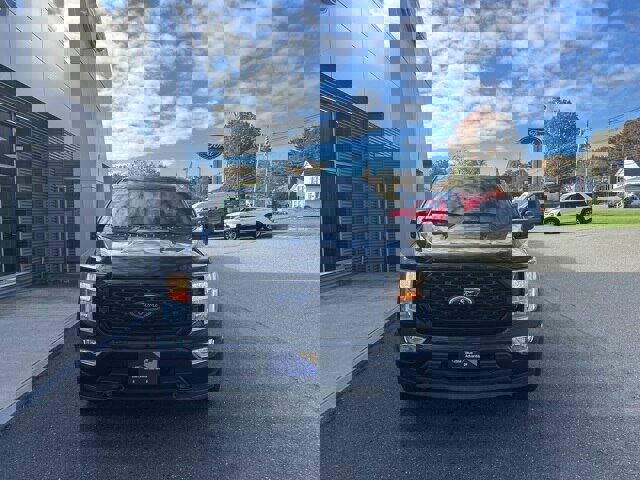 Certified 2022 Ford F150 XL w/ STX Appearance Package image 3