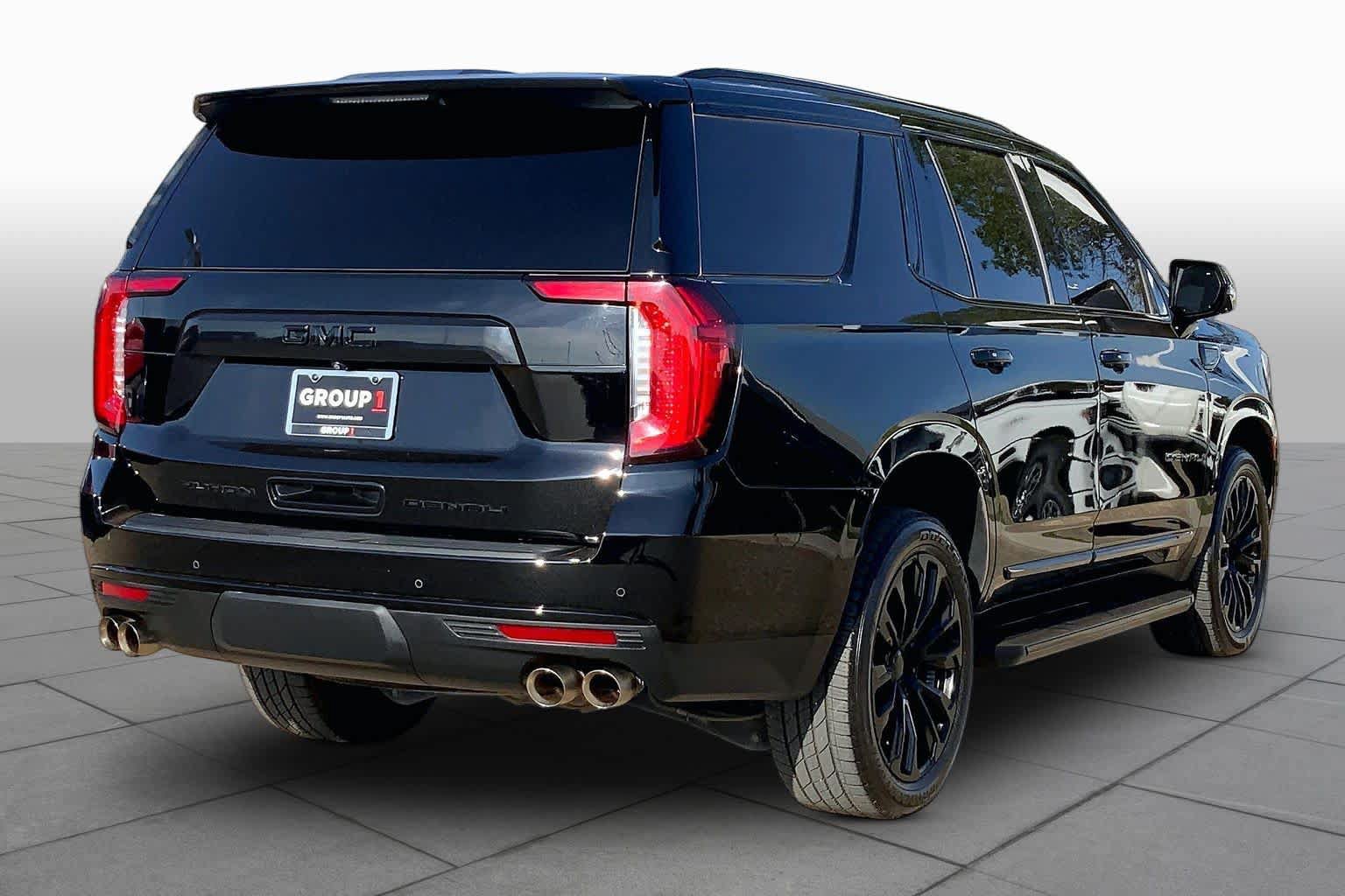 Used 2021 GMC Yukon Denali AWD/4WD image 13