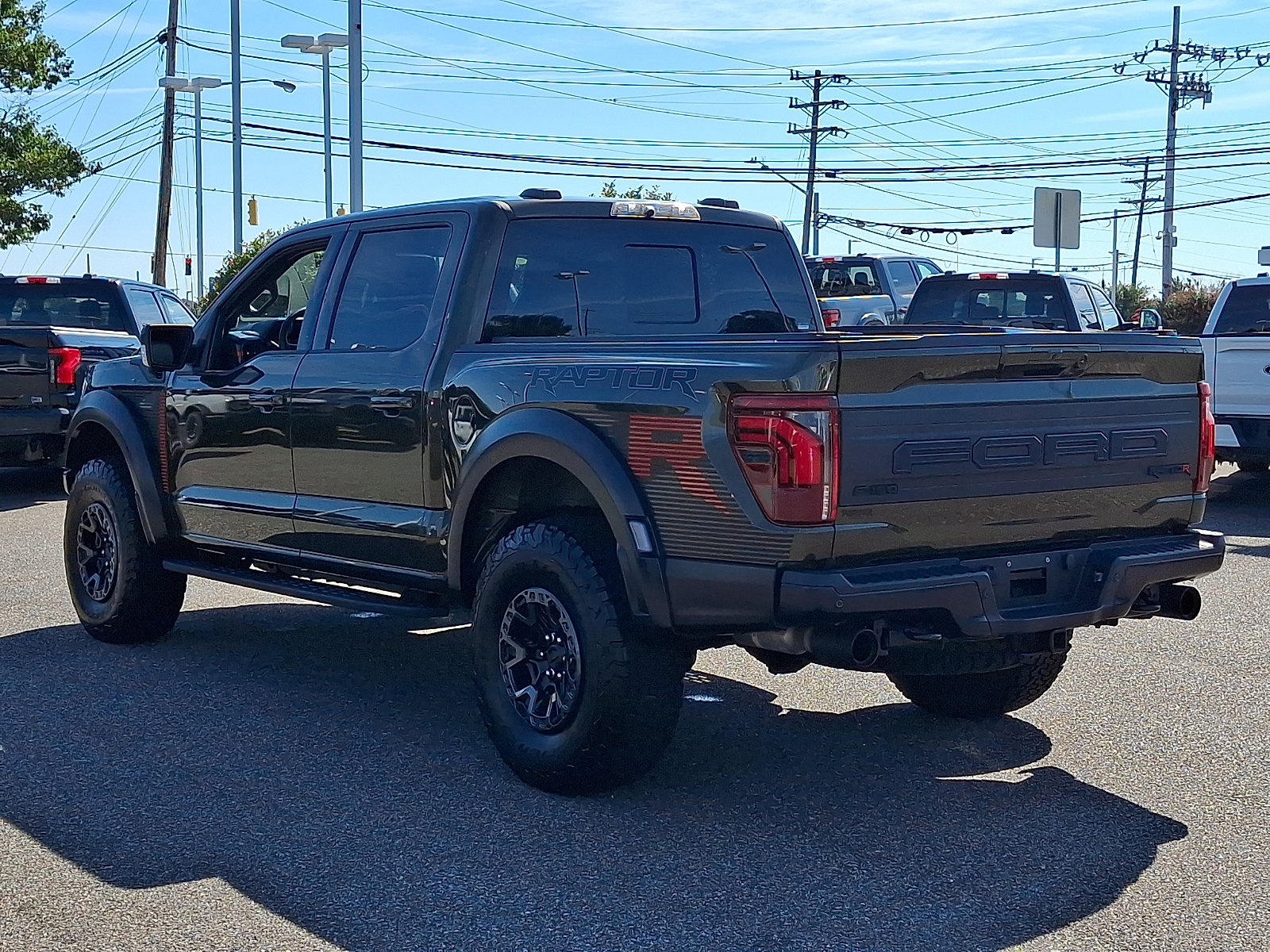 Certified 2025 Ford F150 Raptor w/ Equipment Group 803A Raptor R AWD/4WD image 7