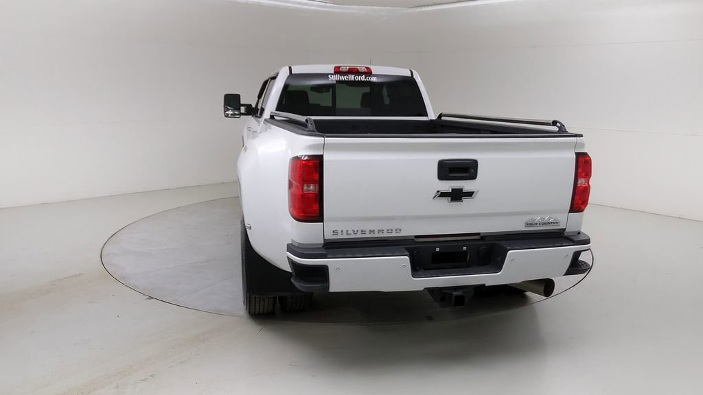 Used 2017 Chevrolet Silverado 3500 High Country image 15