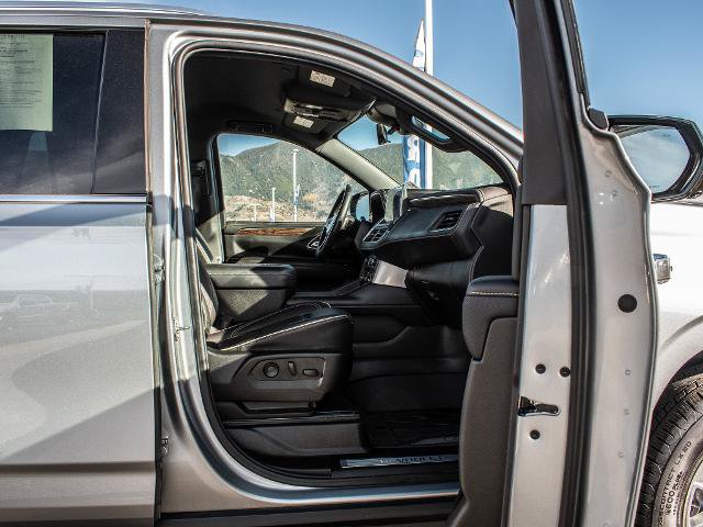 Used 2024 Chevrolet Tahoe Premier w/ Advanced Technology Package AWD/4WD image 21
